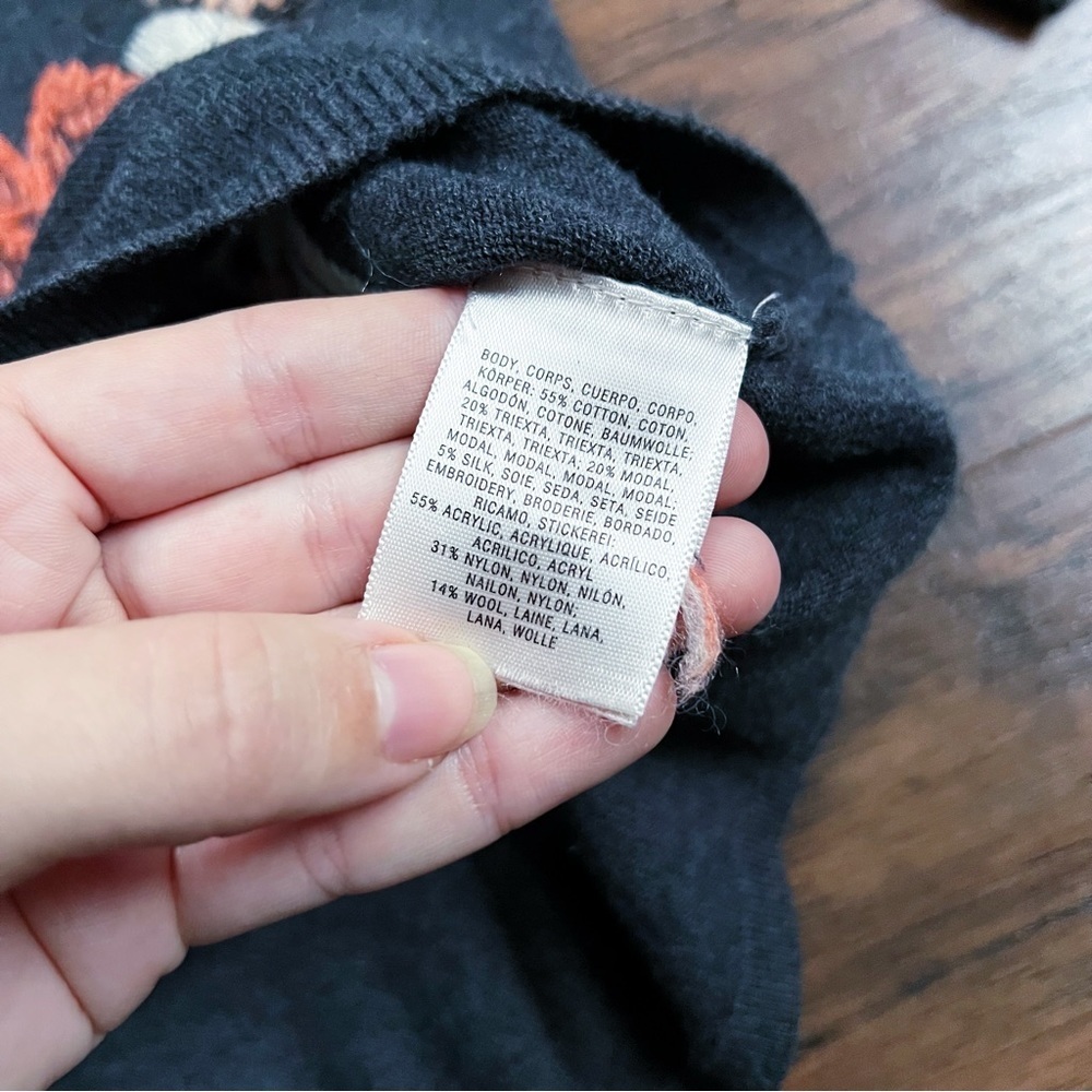 Knitted & Knotted • Anthro Kilda Sweater grey orange floral embroidered pullover - Picture 8 of 10